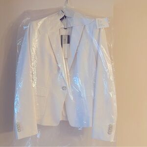 Ann Taylor Single Button White Blazer. Size 10. NWT.